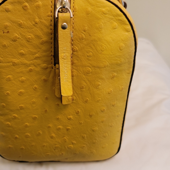 Kate Spade ♠️ - Picture 5 of 10